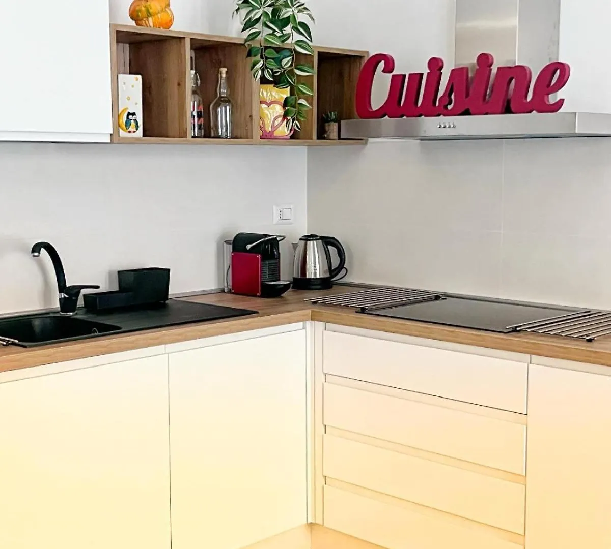 Casa Rolli Mamaisongenova Apartment Genoa